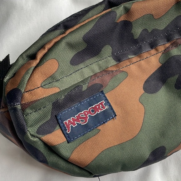 Jansport Fanny pack! - Picture 4 of 9